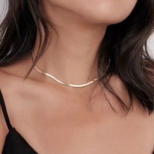 Minimalist Gold Necklace